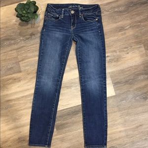American Eagle skinny super stretch jeans